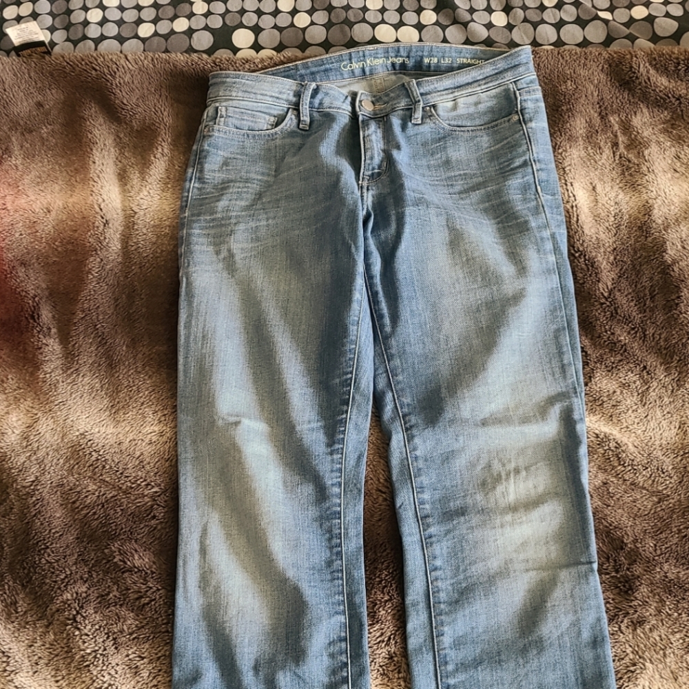 Women's Calvo Klein Straight leg Jeans light wash size 28 x 32